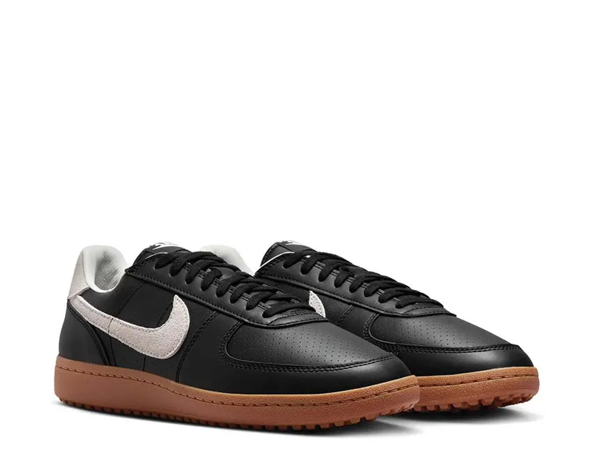 Nike Field General 82 SP Sail